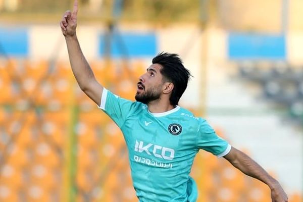 پیکان ۲-۲ فجر/ فجر سپاسی در دقیقه ۵+۹۰ از شکست گریخت 