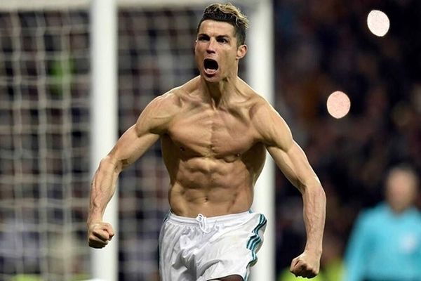 بدن فوق‌العاده کریس رونالدو در ۴۰ سالگی