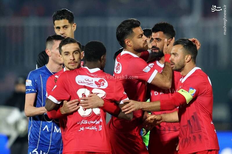 ماجرای درگیری اوریه و کنعانی زادگان در پایان دربی +عکس و فیلم