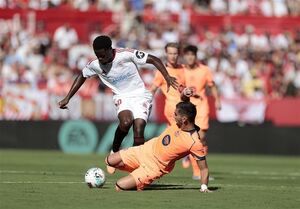 شکست سنگین بارسلونا مقابل سویا/ اولین باخت در لالیگا به قیمت از دست دادن صدر