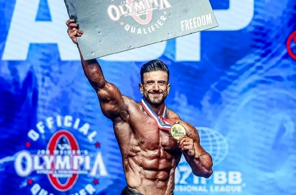 نمایش میثم اسکندری روی استیج مستر المپیا ۲۰۲۵/ کولاک کریس بامستد تبریزی در لاس وگاس