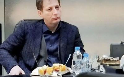 انتقاد بابک زنجانی از سیاست‌های اقتصادی یک‌شبه و عملکرد بانک‌ مرکزی