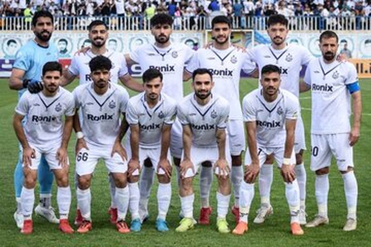 مصدومیت یک ملوانی پس از درگیری با استقلالیها/ عکس
