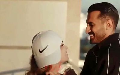 ویدیوی جنجالی و عاشقانه سعید کریمی و همسرش در ورزشگاه خالی