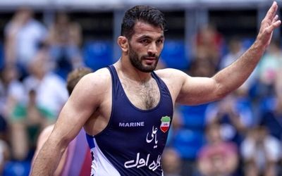 حسن یزدانی در لباس دامادی در یک کاخ لاکچری/ عکس 