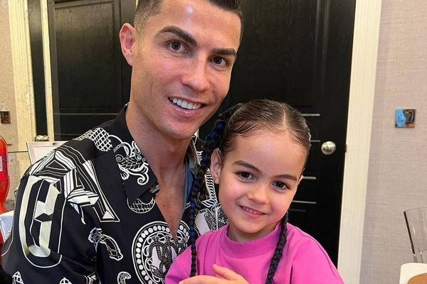 دختر کوچک کریستیانو رونالدو در هالووین/ عکس 
