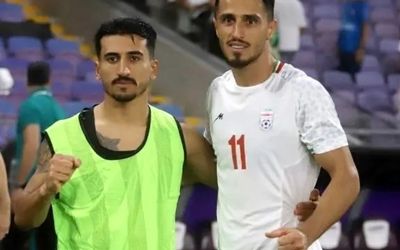 ببینید/ دو ستاره استقلال و پرسپولیس زیباترین قاب بازی دیشب را ساختند