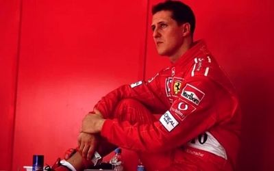 آیا شوماخر، ۱۲ سال پس از حادثه اسکی، در حال بهبود یافتن است؟