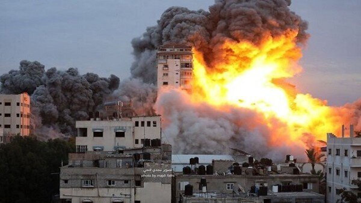 حمله وحشیانه اسرائیل به یک استادیوم فوتبال در غزه/ عکس