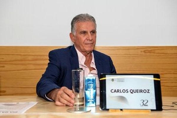 حمله شدید کیروش به حسن اکرمی؛ «فراموش نکنید داوران ایرانی بودند!»