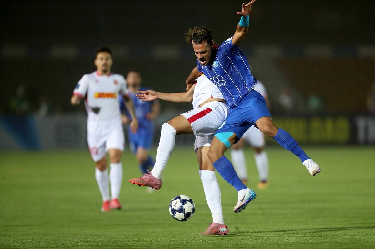 مدافع استقلال رسما درخواست جدایی داد