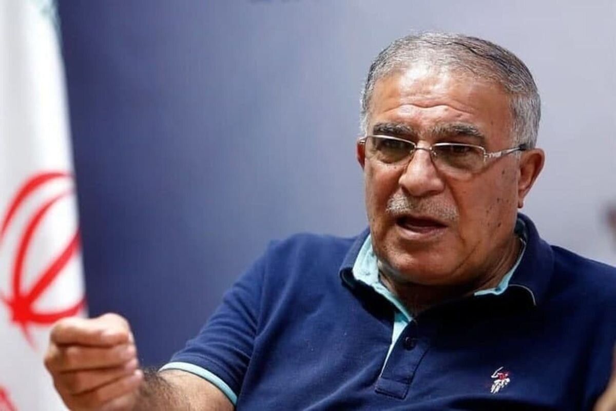 هواداران عصبانی، حسن روشن را در متروی تهران به دردسر انداختند