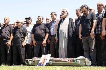 برگزاری مراسم تشییع پیکر داریوش مصطفوی