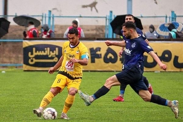 سپاهان نتوانست صدر را از تراکتور پس بگیرد 