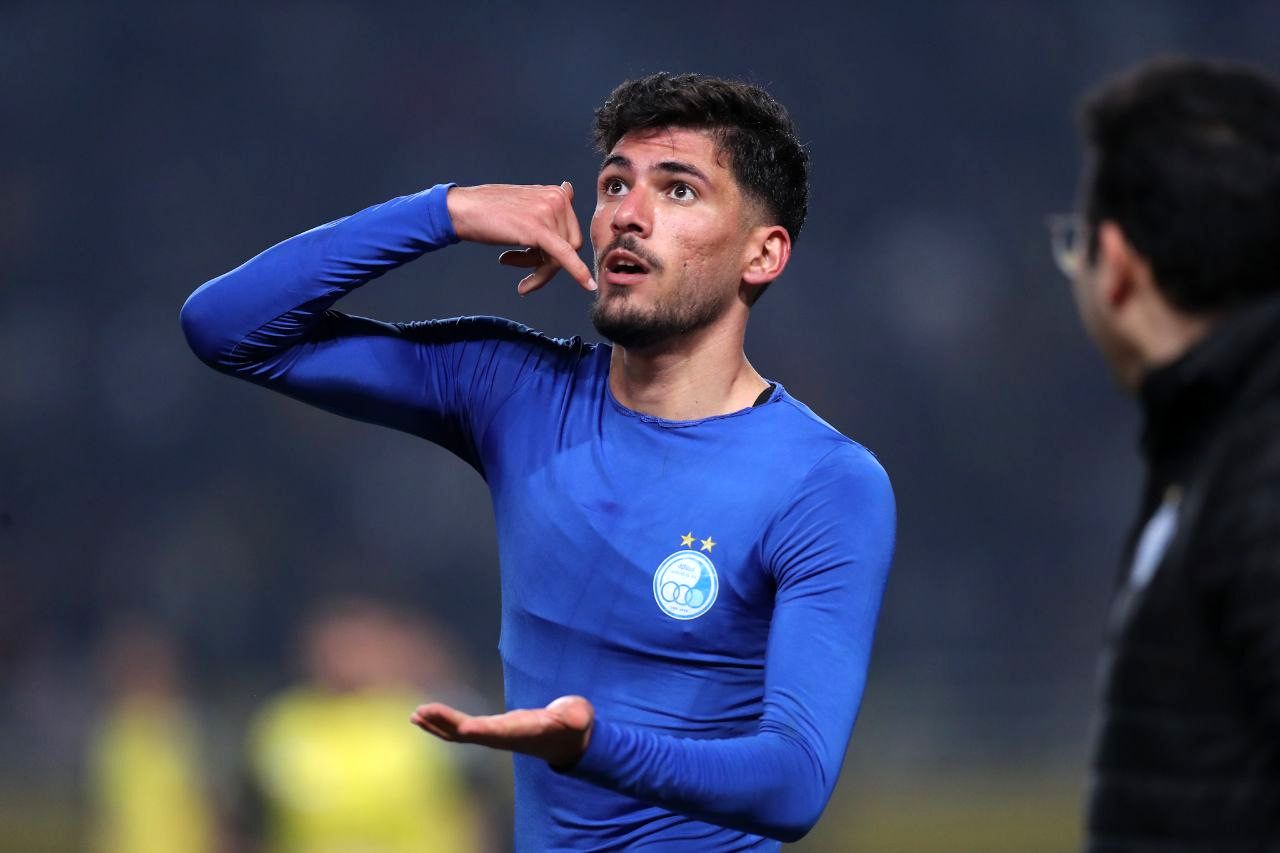 گل پیروزی بخش استقلال مقابل سپاهان در دقیقه 3+90/ خوشحالی به سبک مسی و رونالدو