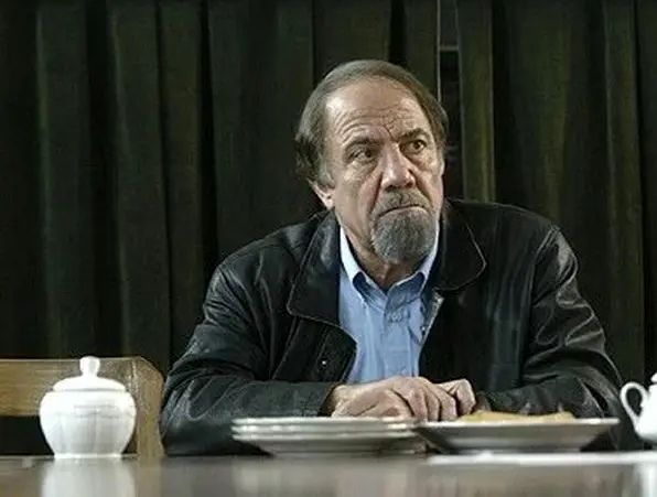 رئیس اسبق فدراسیون بسکتبال و از فعالان حوزه ادبیات، درگذشت