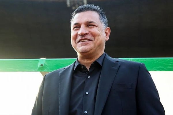 ۱۰۰۰،۰۰۰،۰۰۰،۰۰۰ تومان برای استادیوم علی دایی/ تصاویر