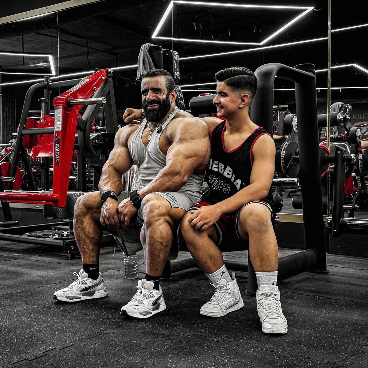 هادی چوپان فرزندش را تهدید کرد؛ او را از ارث محروم میکنم اگر...