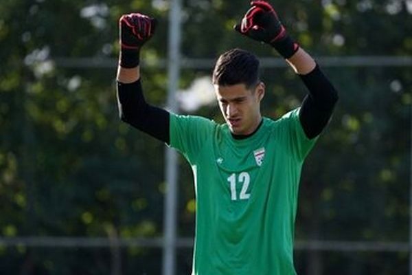 نیازمند: به خاطر اشتباه بچگانه‌ام عذرخواهی می‌کنم