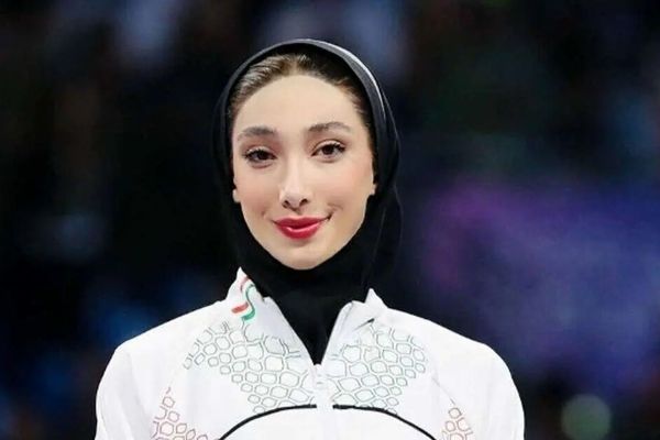 مبینا نعمت‌زاده قهرمان جهان شد/ کادوی طلایی مبینا برای مهروز